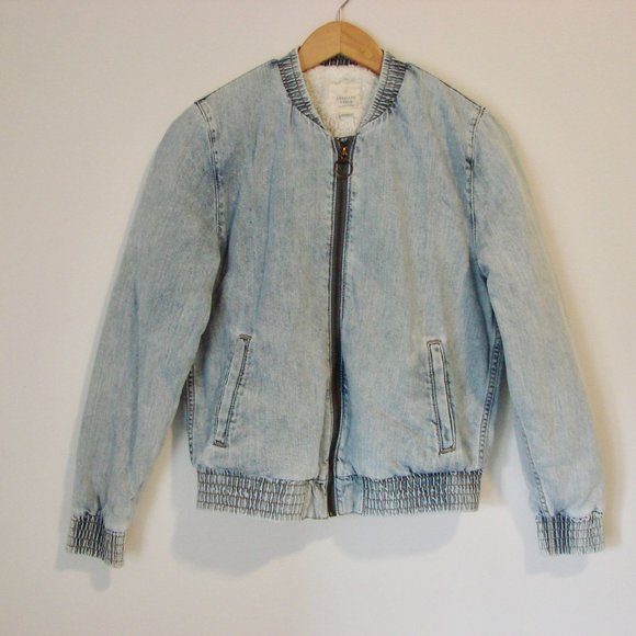 American Eagle Denim Faux Fur Lined Bomber Jacket Size Small - Picture 2 of 16